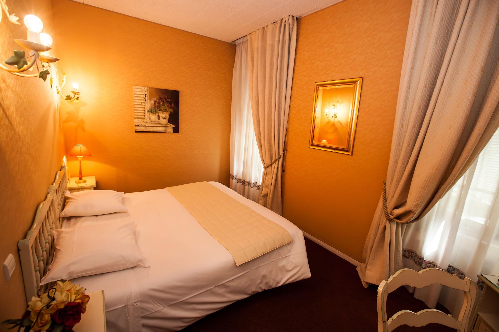 Hotel Paris Rome 3*
