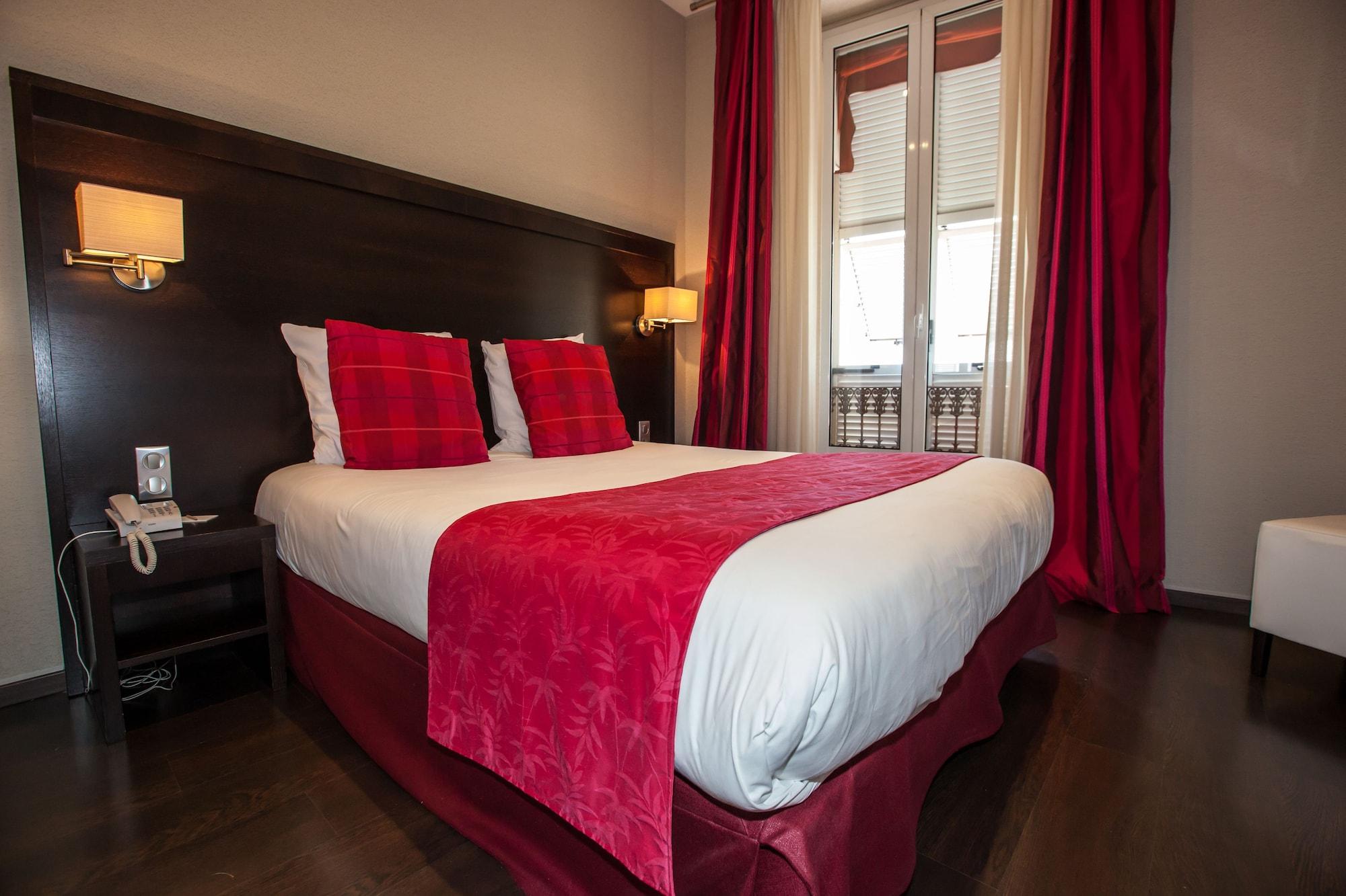Hotel Paris Rome